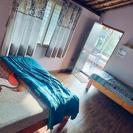 Prajwal Home Stay Хампи Екстериор снимка