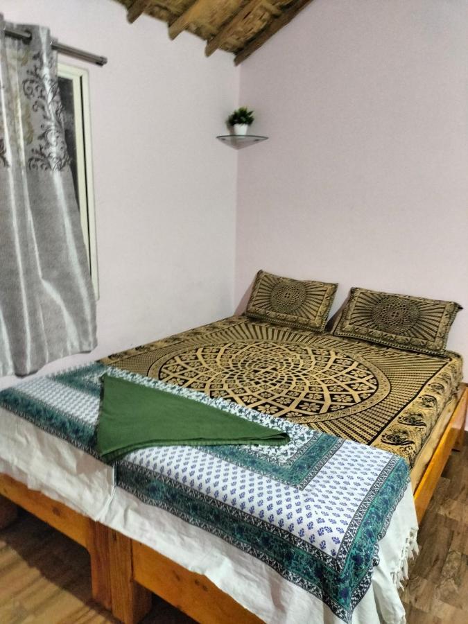 Prajwal Home Stay Хампи Екстериор снимка