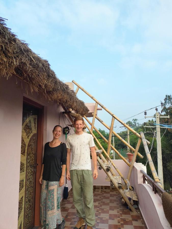 Prajwal Home Stay Хампи Екстериор снимка