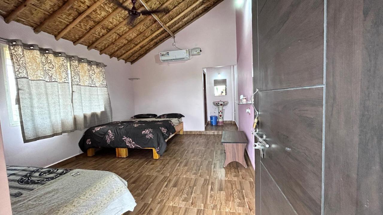 Prajwal Home Stay Хампи Екстериор снимка